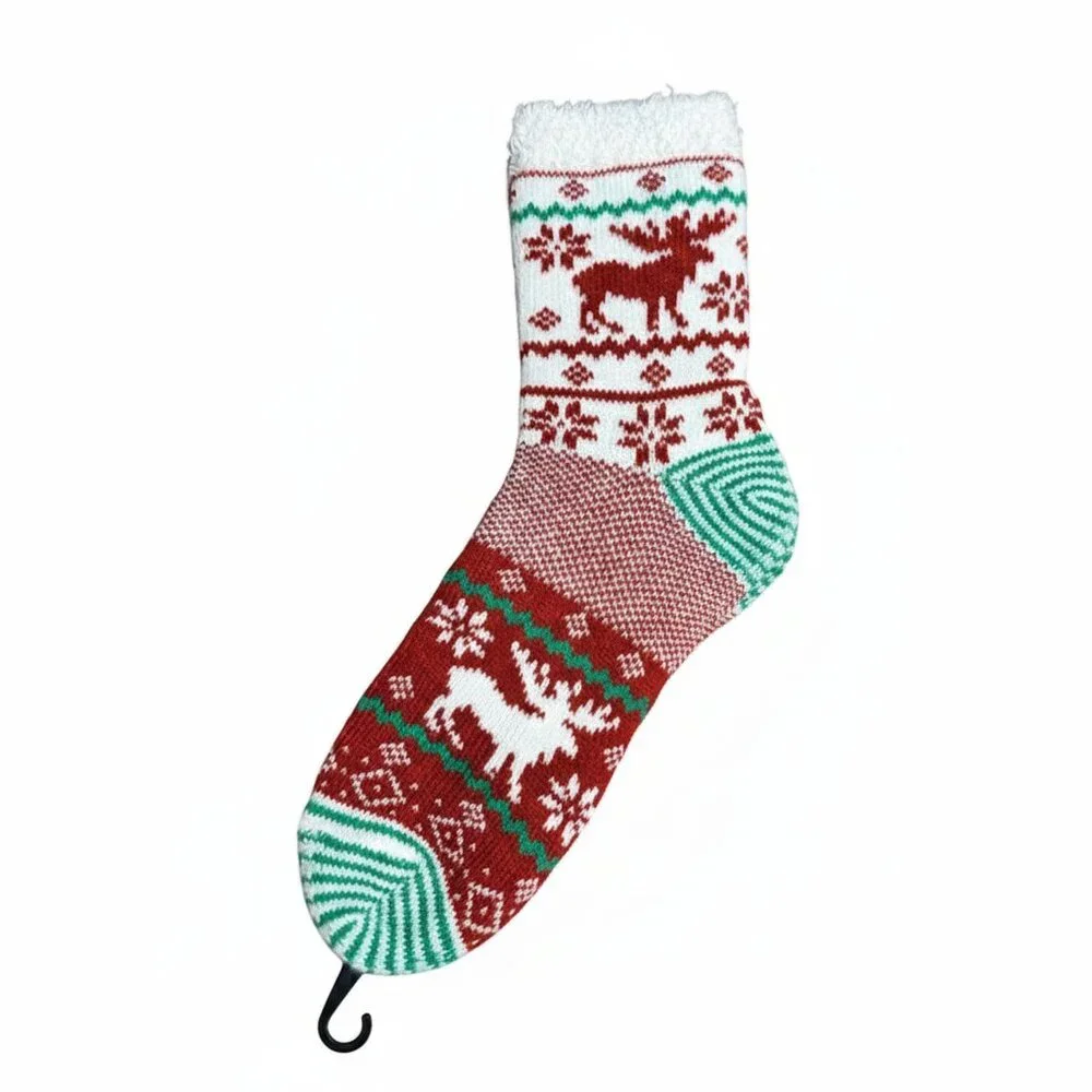 Magellan Outdoors Women's 2 Pairs Lodge Crew Holiday Socks 6-10 NEW